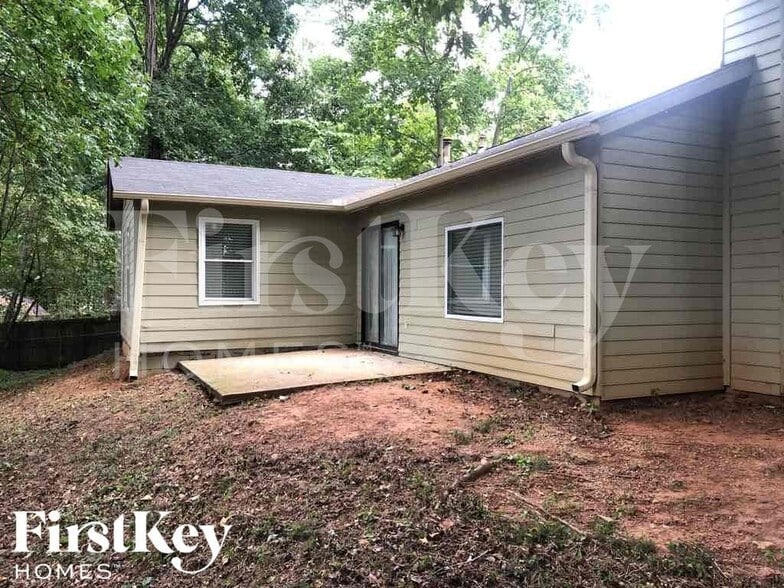 Building Photo - 5457 Biffle Ct
