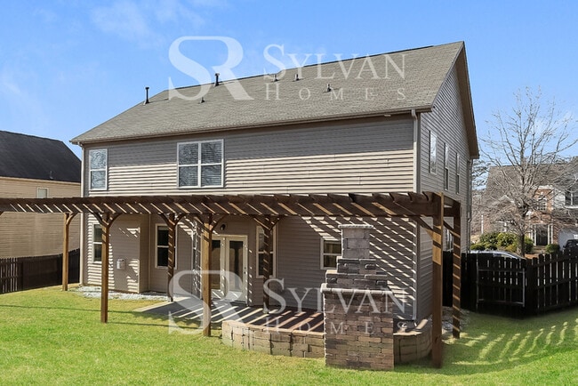 Building Photo - Living where You Love is Good for your Heart!