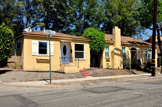 Building Photo - 1657 El Rito Ave