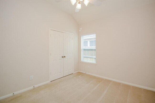 Building Photo - 10030 Arcadian Spgs Ln