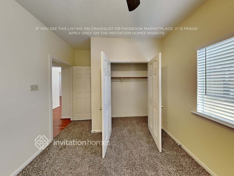 Building Photo - 16023 Mountain Shadows Dr