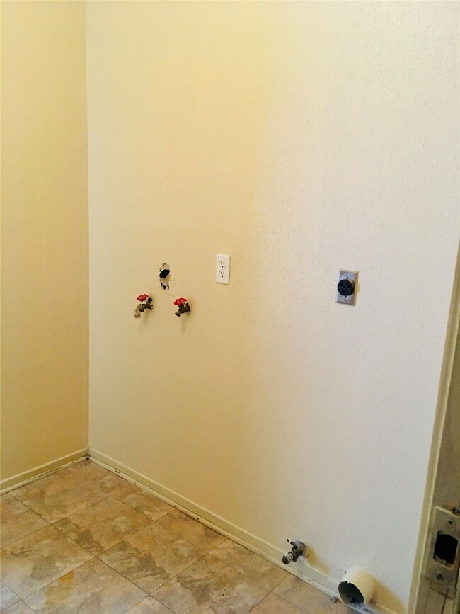 Building Photo - 16406 Moary Firth Dr