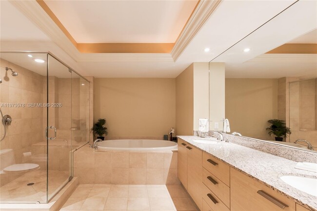 Building Photo - 1800 S Ocean Dr