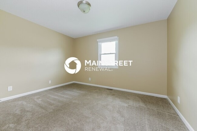 Building Photo - 4 Bedroom Pet-Friendly Home in Leavenworth, KS with Main Street Renewal