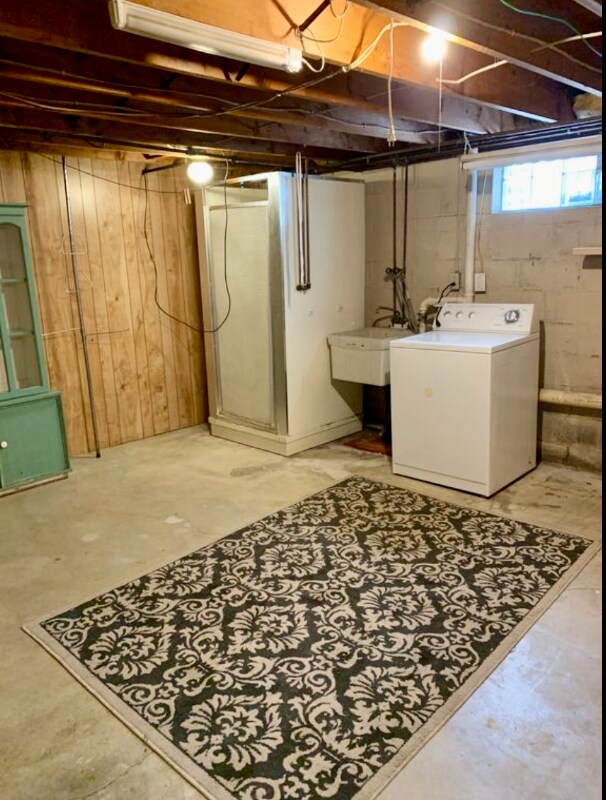 Building Photo - 29 Sandy Ct