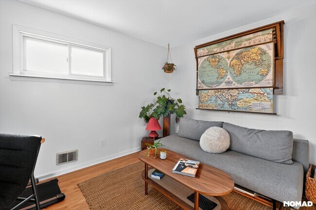 Building Photo - 316 East St