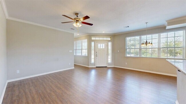 Building Photo - 2027 Harvey Mitchell Pkwy S