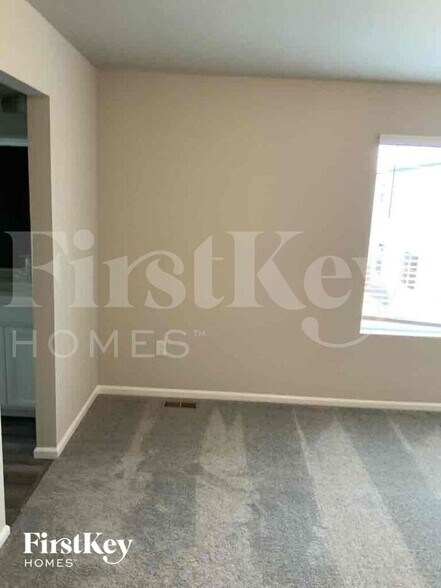 Building Photo - 11156 Murrelet Dr
