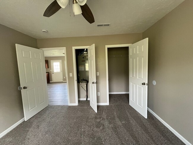 Building Photo - 2 Bedroom 2 Bath Single Family home