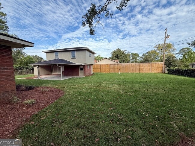 Building Photo - 412 Roberson St