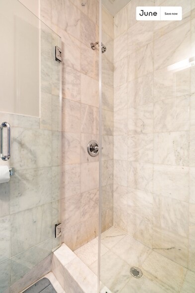 Building Photo - 826 Ninth Ave