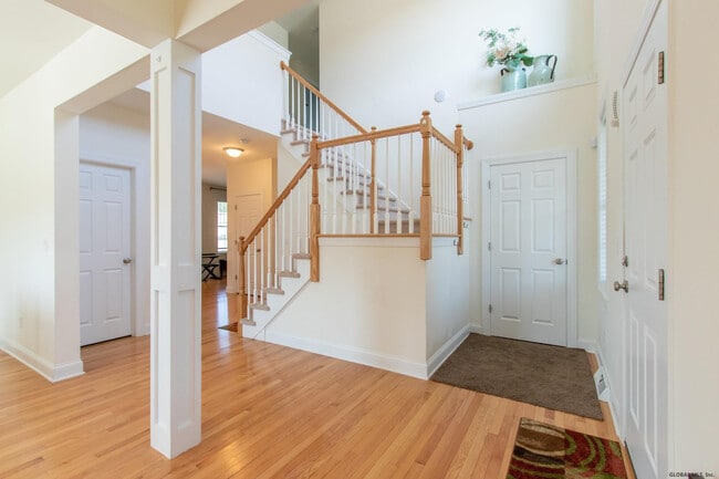 Building Photo - 106 Balsam Way