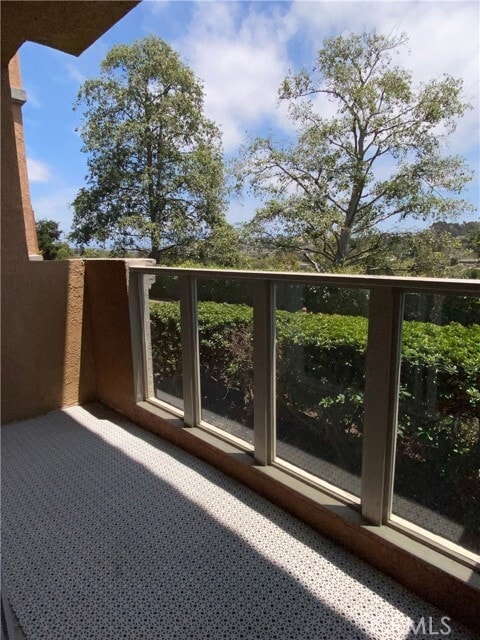 Building Photo - 30902 Club House Dr