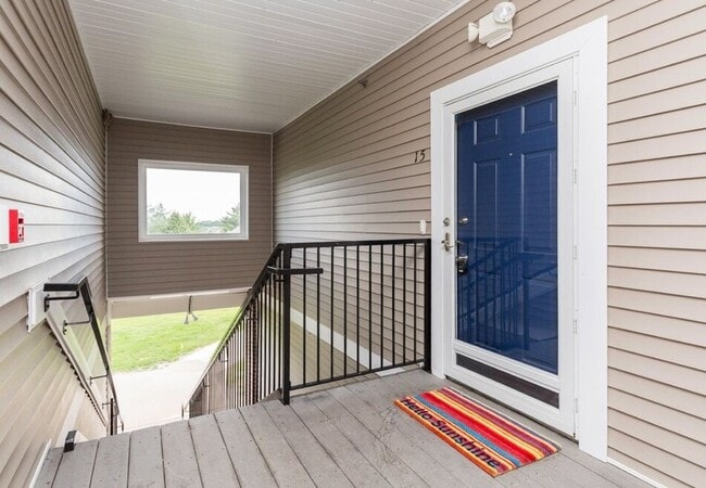 Building Photo - 1207 N 6th St