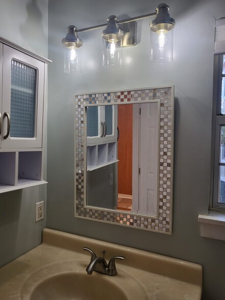 Bright Bath Sink Area - 422 Seabreeze Dr