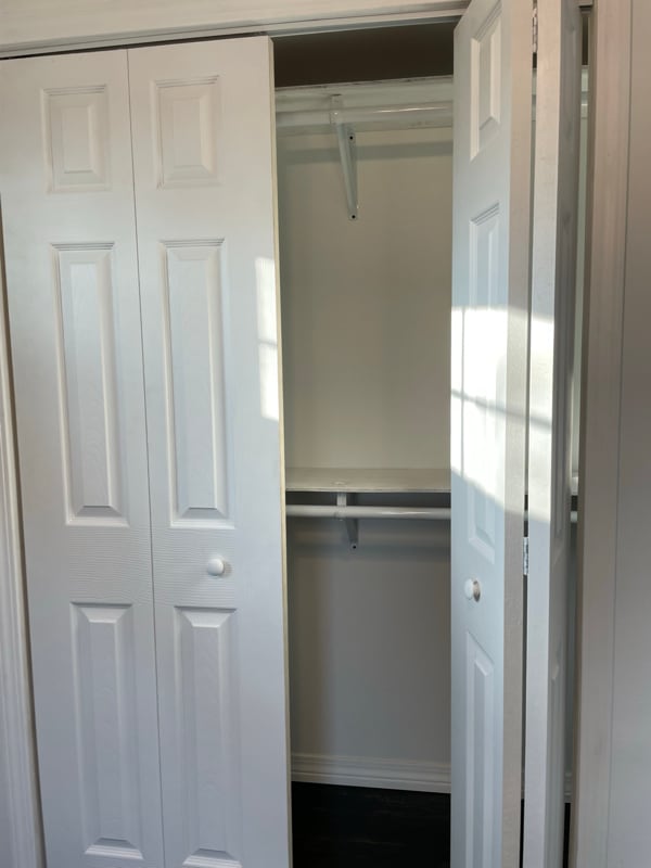 Building Photo - 620 W Sunset Dr