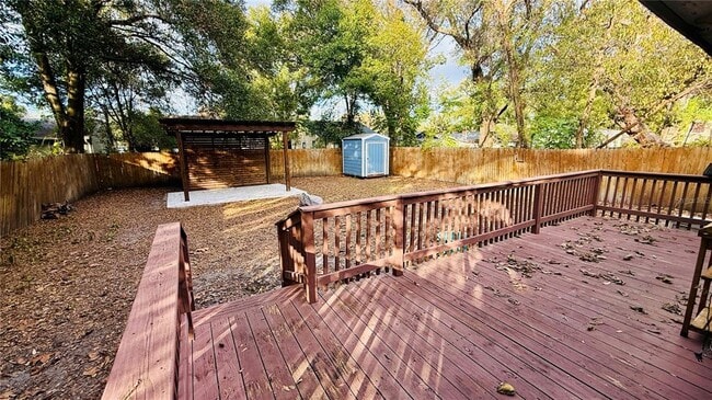 Building Photo - 1210 E 33rd Ave