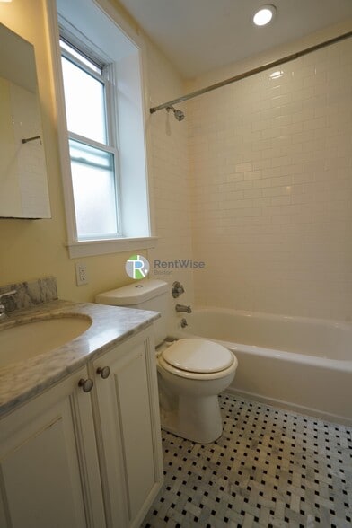 Building Photo - 1 Chauncy St