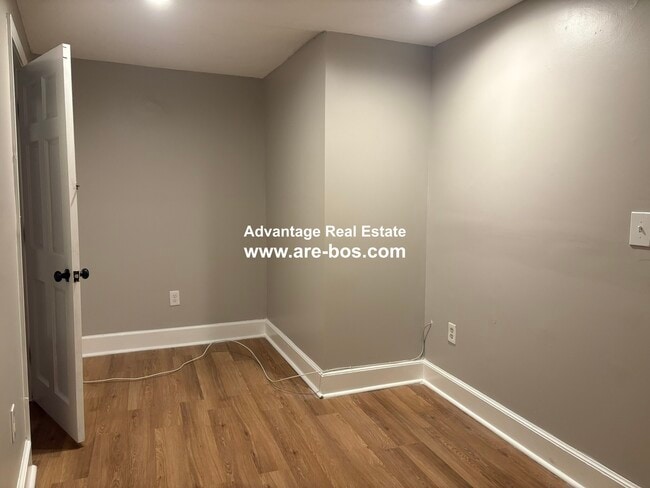 Building Photo - 37 Sheafe St