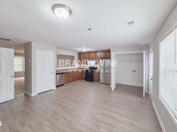 Building Photo - 8594 Webb Rd