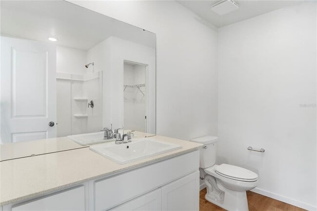 Building Photo - 1566 Plank Pl
