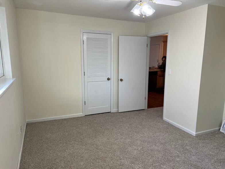 Building Photo - 8817 N Picture Ridge Rd