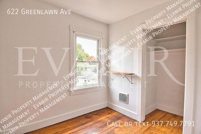Building Photo - 622 Greenlawn Ave