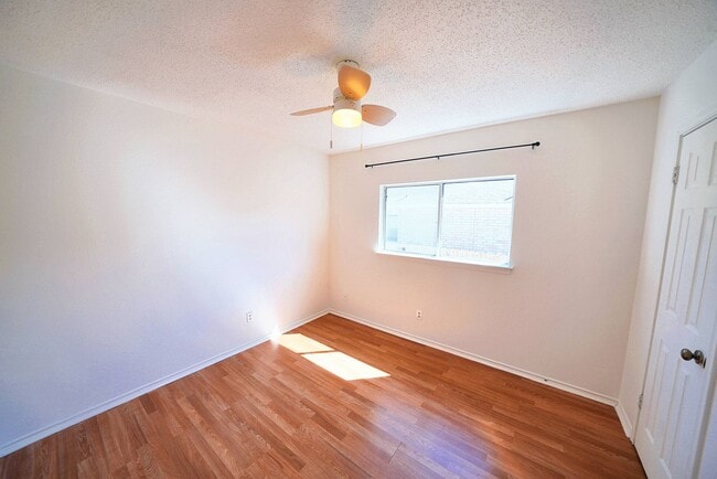 Building Photo - Charming 3-Bedroom Home in Ashley Place - ...