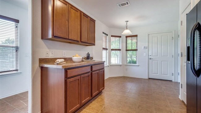 Building Photo - 7414 Birmingham Forest Dr