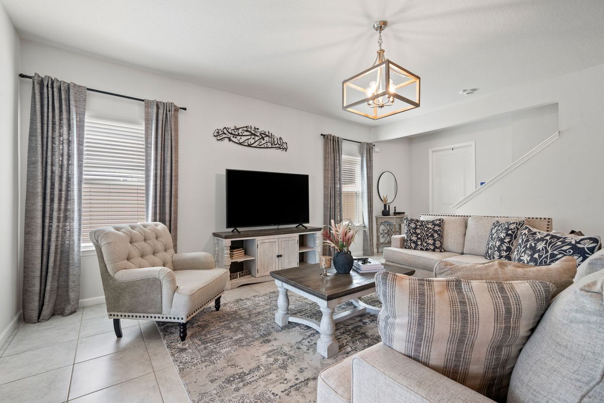 Building Photo - 17997 Dairy Farm Ct