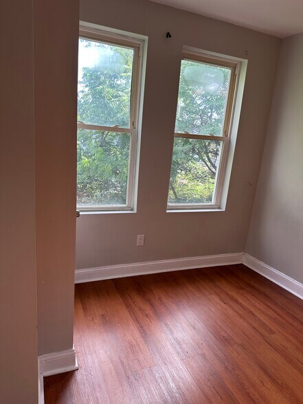 bedroom #3 - 6020 Kershaw St