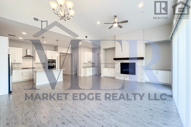 Building Photo - 2Bed/2.5Bath Home in Cave Creek! $1799 MOV...