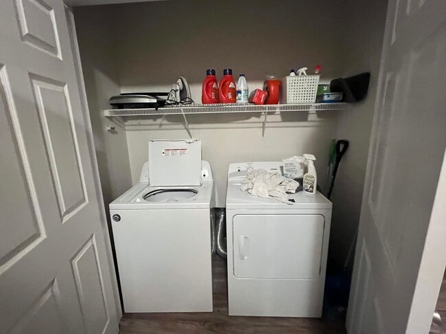 Building Photo - Available for the 2026-2027 lease term.