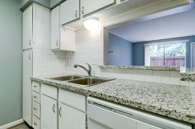 Building Photo - 4633 Wild Indigo St
