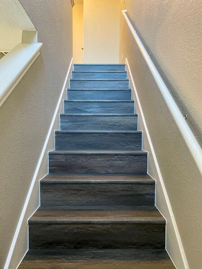 Building Photo - 13804 Harris Ridge Blvd