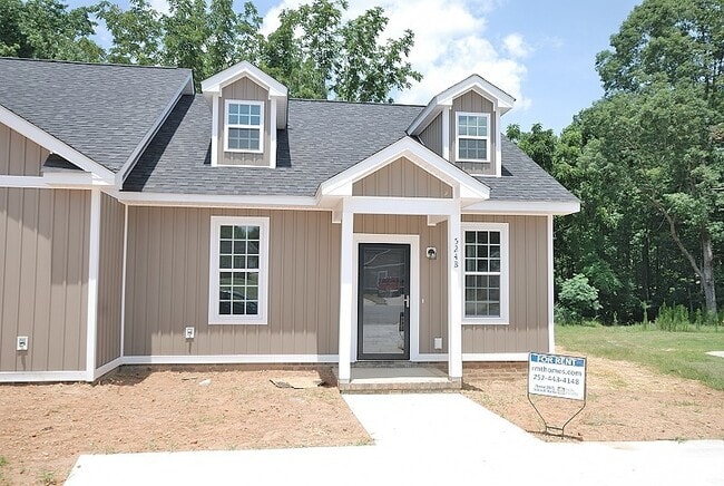 Building Photo - 524 Amerson Ct