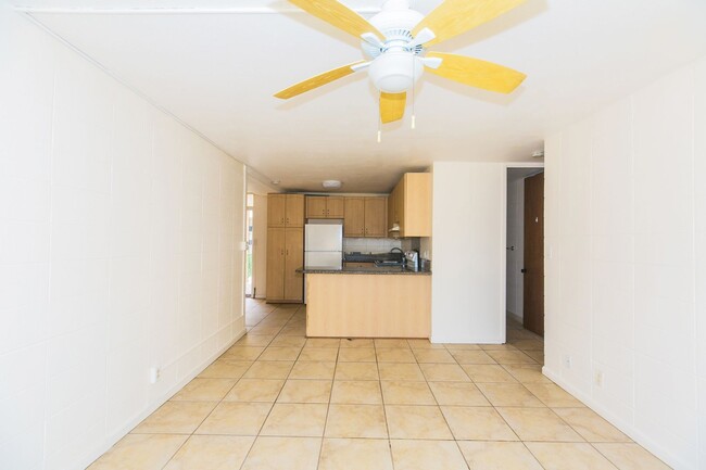 Building Photo - Bishop Manor Unit 22