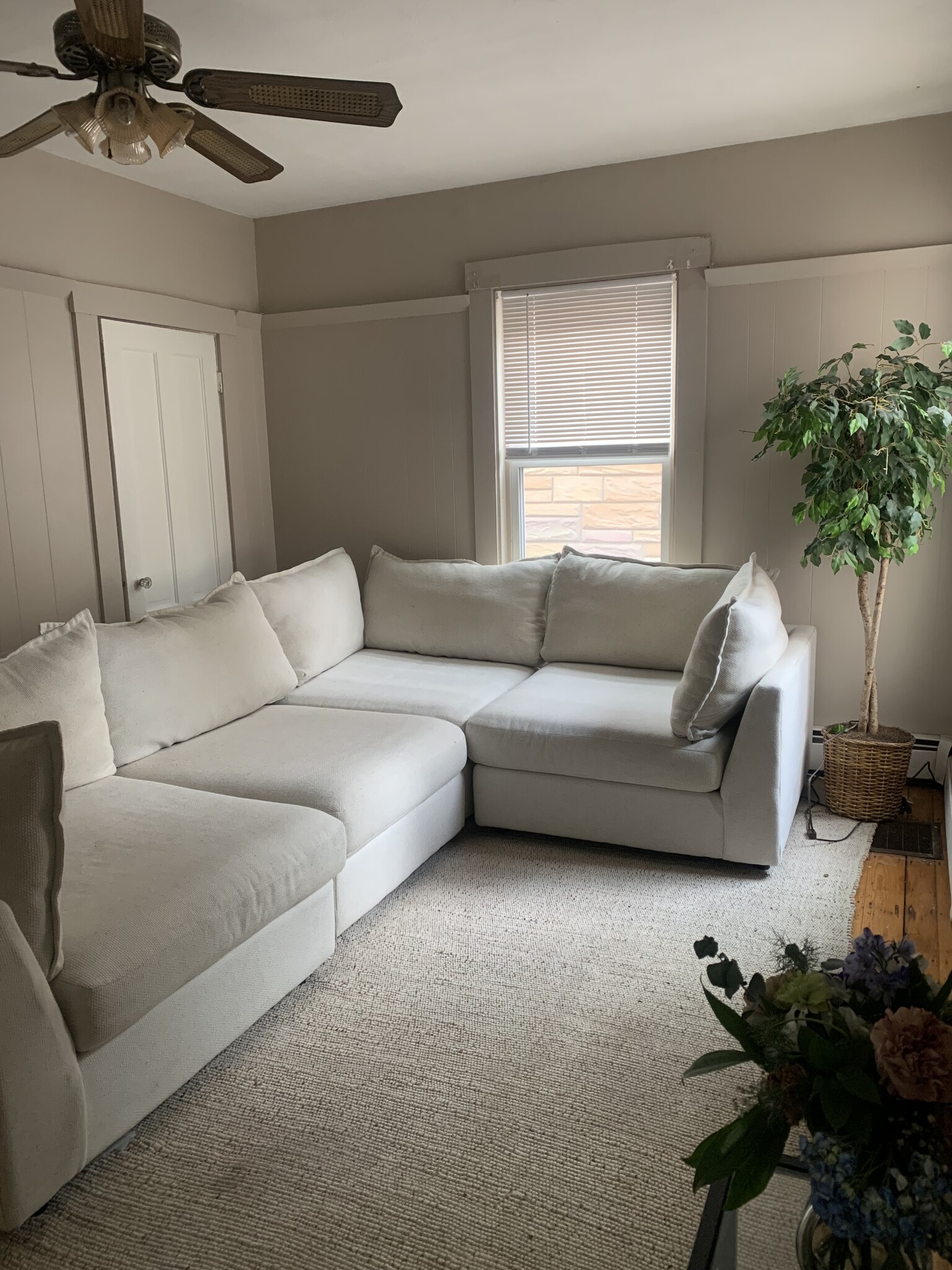 Loving room - 30 Gardner St