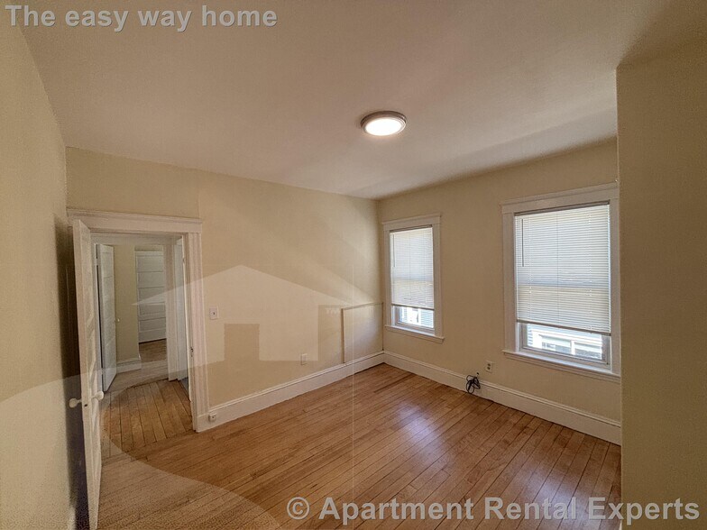 Building Photo - 65 Wareham St