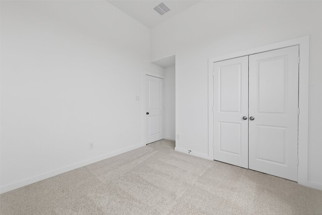 Building Photo - 16739 Lake Austin St