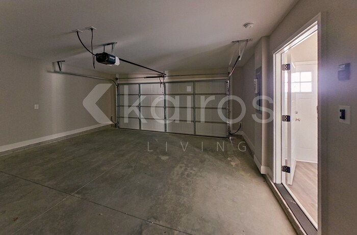 Building Photo - 120 Allentown Ln