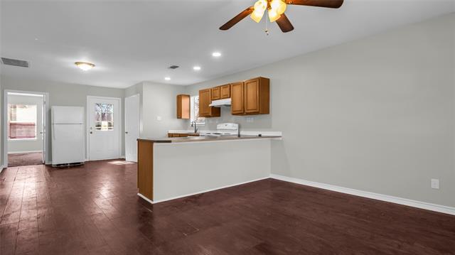 Building Photo - 1602 W Elm St