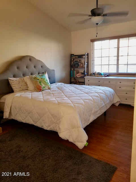 Building Photo - 7 N Fir St