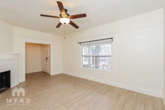 Building Photo - 825 14th St