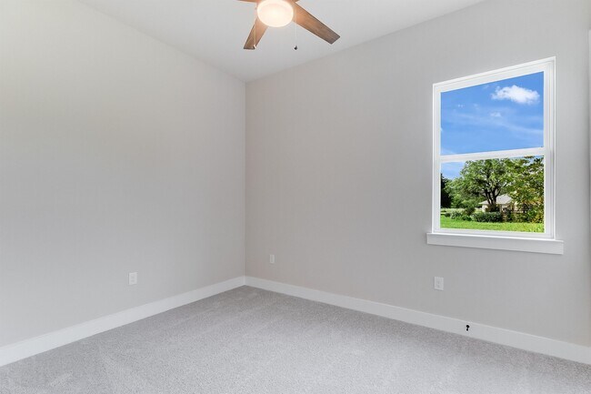 Building Photo - 1259 Pecan Valley Dr