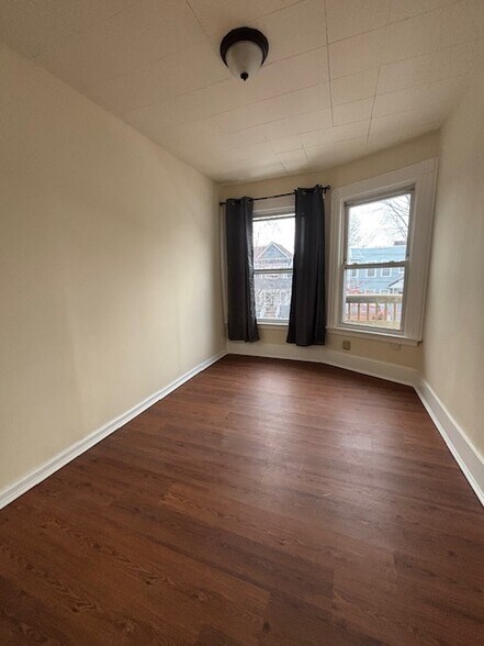 Building Photo - 272 Greenwich Ave