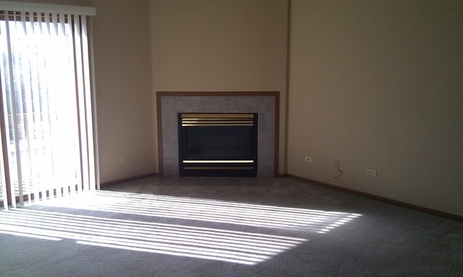 Primary Photo - 280 WoodridgeUnit C