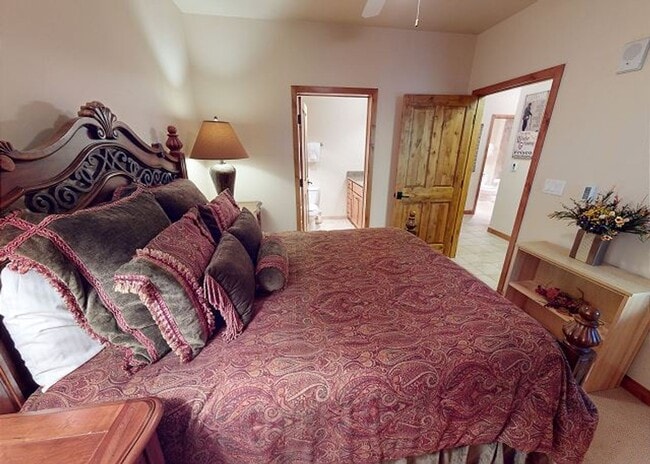 Building Photo - Long Term Rental- Timberline Cove 202