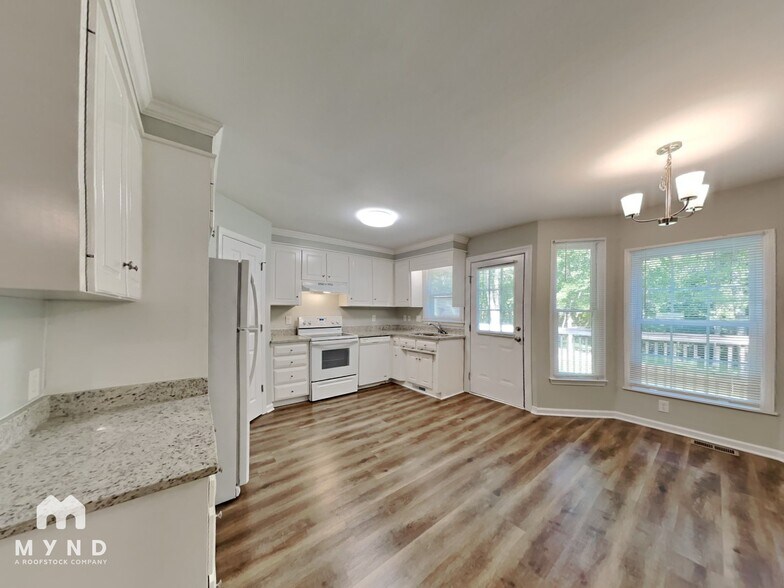 Building Photo - 523 Rockvale Ct