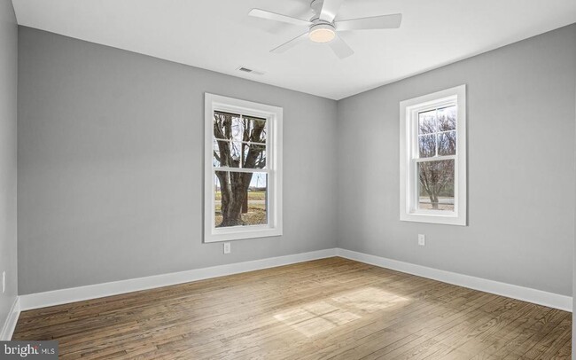 Building Photo - 34648 Pepper Rd